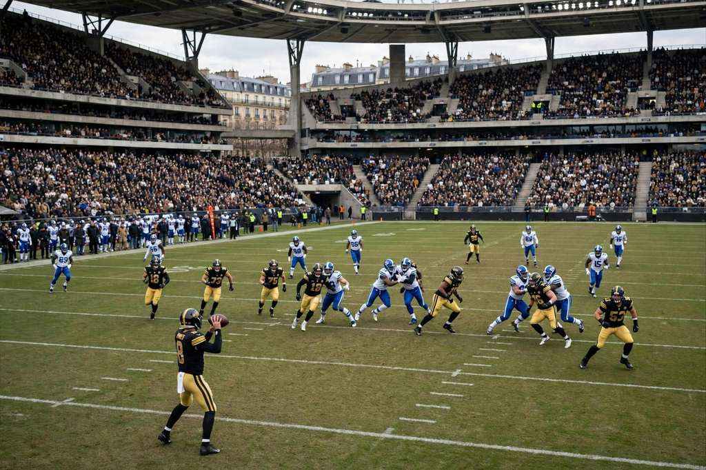 Rodgers Passes Manning for Third on All Time Touchdown List With 540th Score in Paris