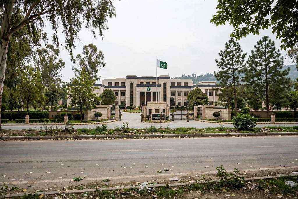 Former Pakistan Army Chief Abdul Waheed Kakar Dies at 89