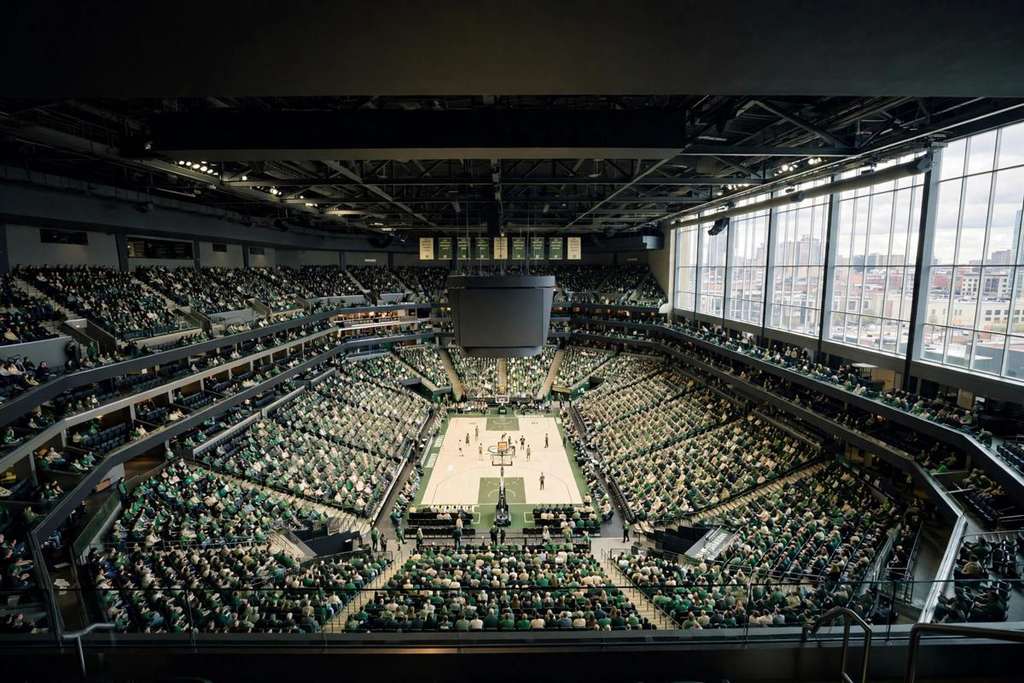 Herro Scores 23 as Bucks Beat Pacers 110-102 for First Win of the Season
