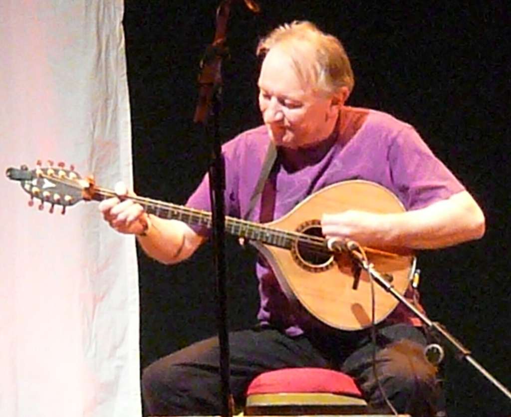Dónal Lunny, Planxty Founder Who Reshaped Irish Traditional Music, Dies at 79