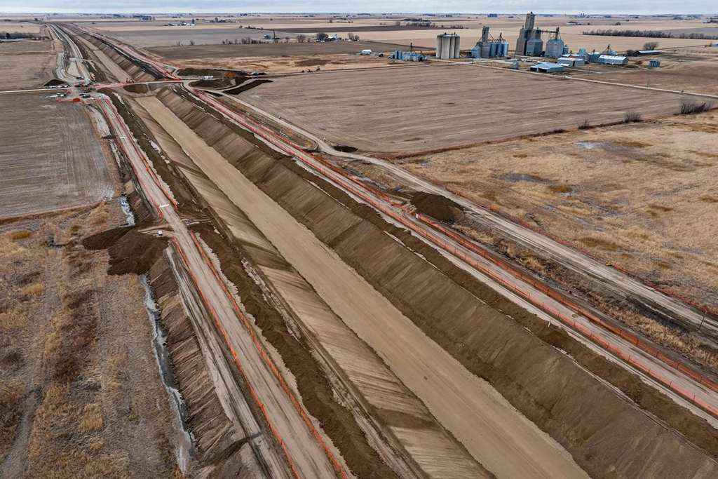 Fargo, North Dakota: Crews Finish Digging the 30-Mile Fargo-Moorhead Diversion Channel