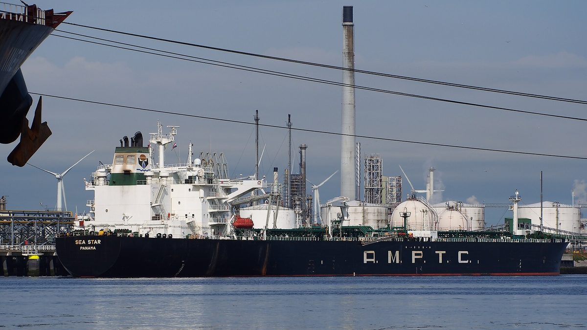 Iran Crude Exports Stay at Zero in October Under US Blockade