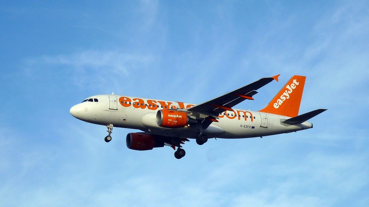 Italy Flight Strike Grounds easyJet Crew for 24 Hours on Friday
