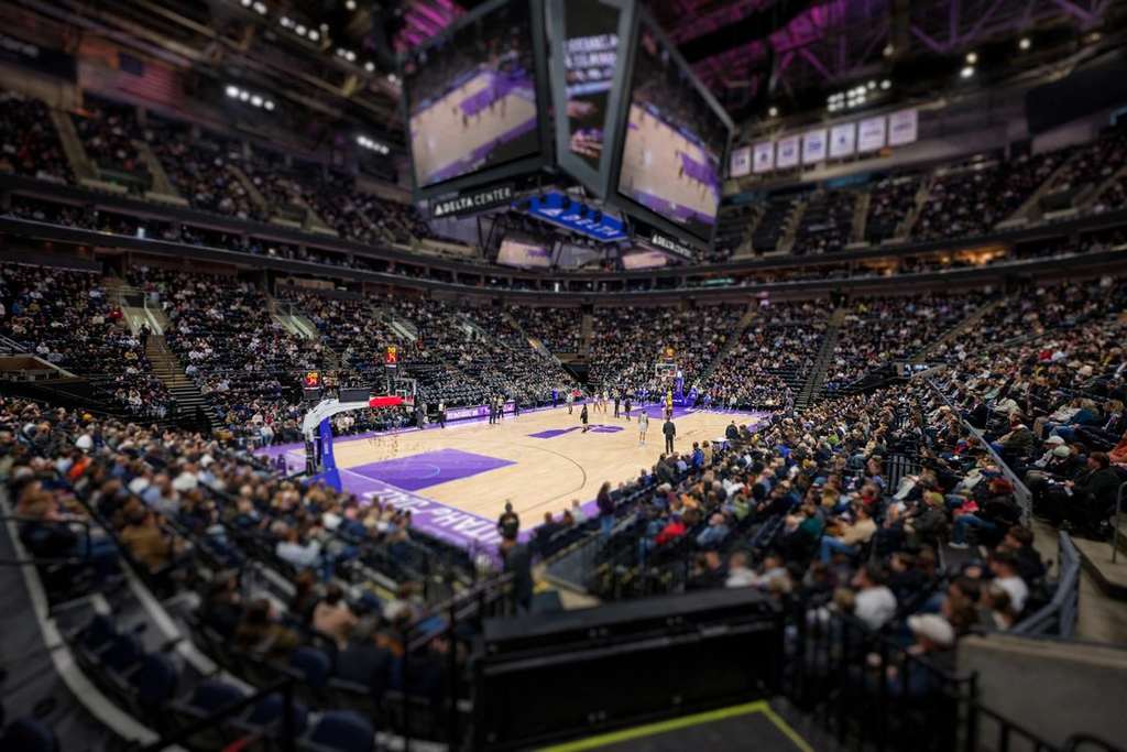 Jaren Jackson Jr. Out Six to Eight Weeks With Torn MCL in Right Knee