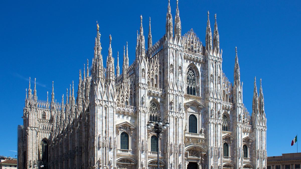 Italy Moves to Detain Minors for 12 Hours After Milan Riots, 500 More Troops Expected