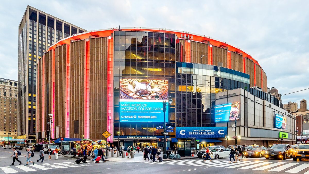 Knicks Beat Raptors 122-120 in Preseason Finale at the Garden