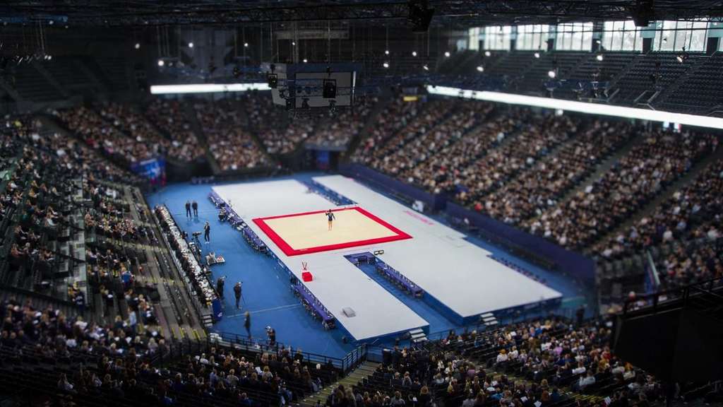 Pease and Esponda Go 1-2 on Floor to Cap World Gymnastics Championships in Rotterdam
