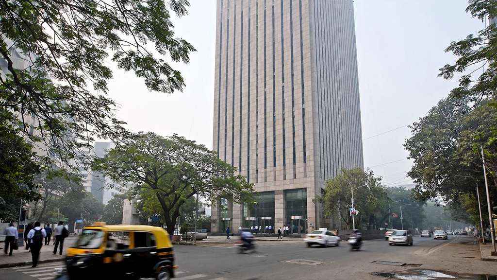 SBI Finds 3,897 Customer Records on the Dark Web After Hacker Claim