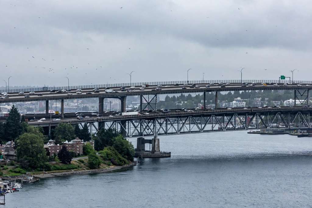 Seattle, Washington: All Northbound I-5 Lanes on the Ship Canal Bridge Could Reopen by November 2