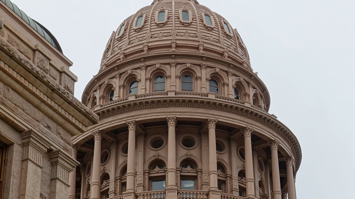 Texas Says Voter Registration Backlog From Software Glitch Is Cleared as Groups Sue the State