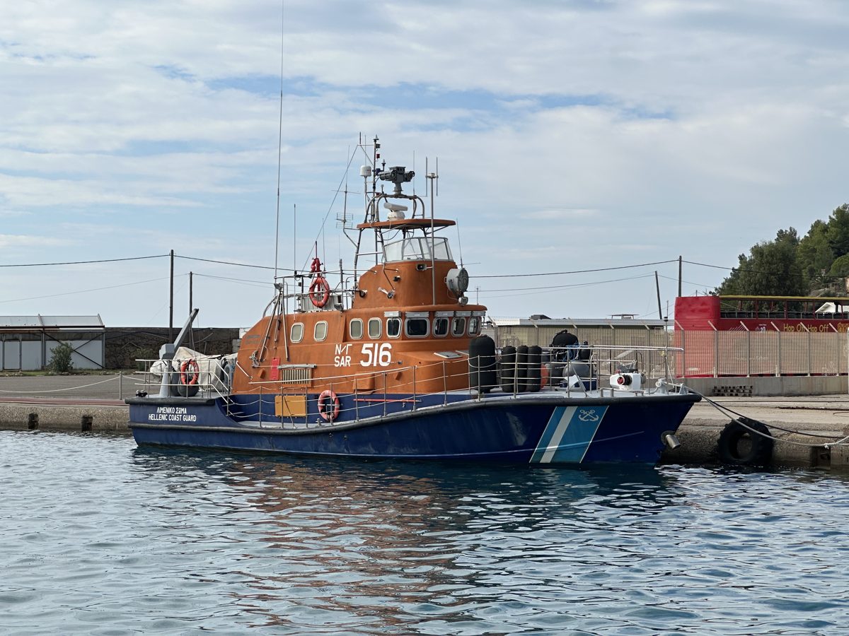 Twelve Migrants, Including an Infant, Drown as Boats Capsize off Lesbos and Samos