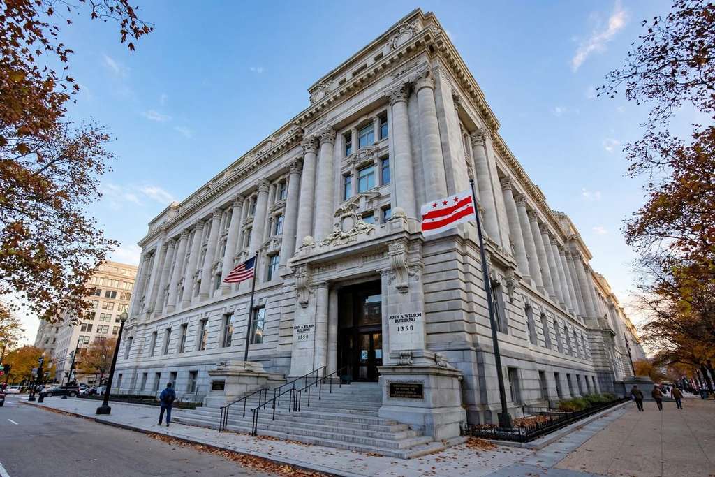 Washington, DC: Robert White Says He Will Resign Council Seat by Monday Unless Delegate Eligibility Dispute Is Resolved